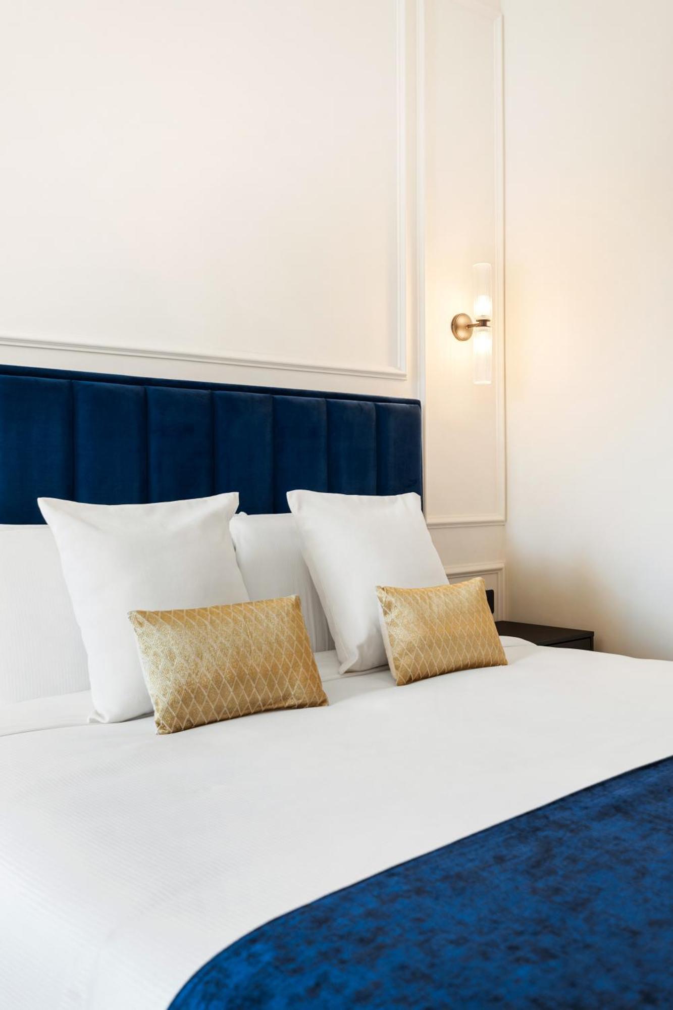 Adriana Boutique Guest House Рим Екстериор снимка